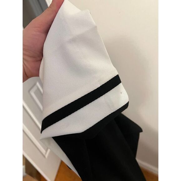 Trina Turk White Trousers with Back Stripes and Black Back Sz. 4 - Picture 8 of 8